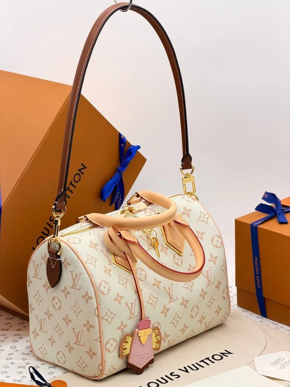 Сумка Louis Vuitton Speedy Bandoulière 25, кожа канва — фото 5