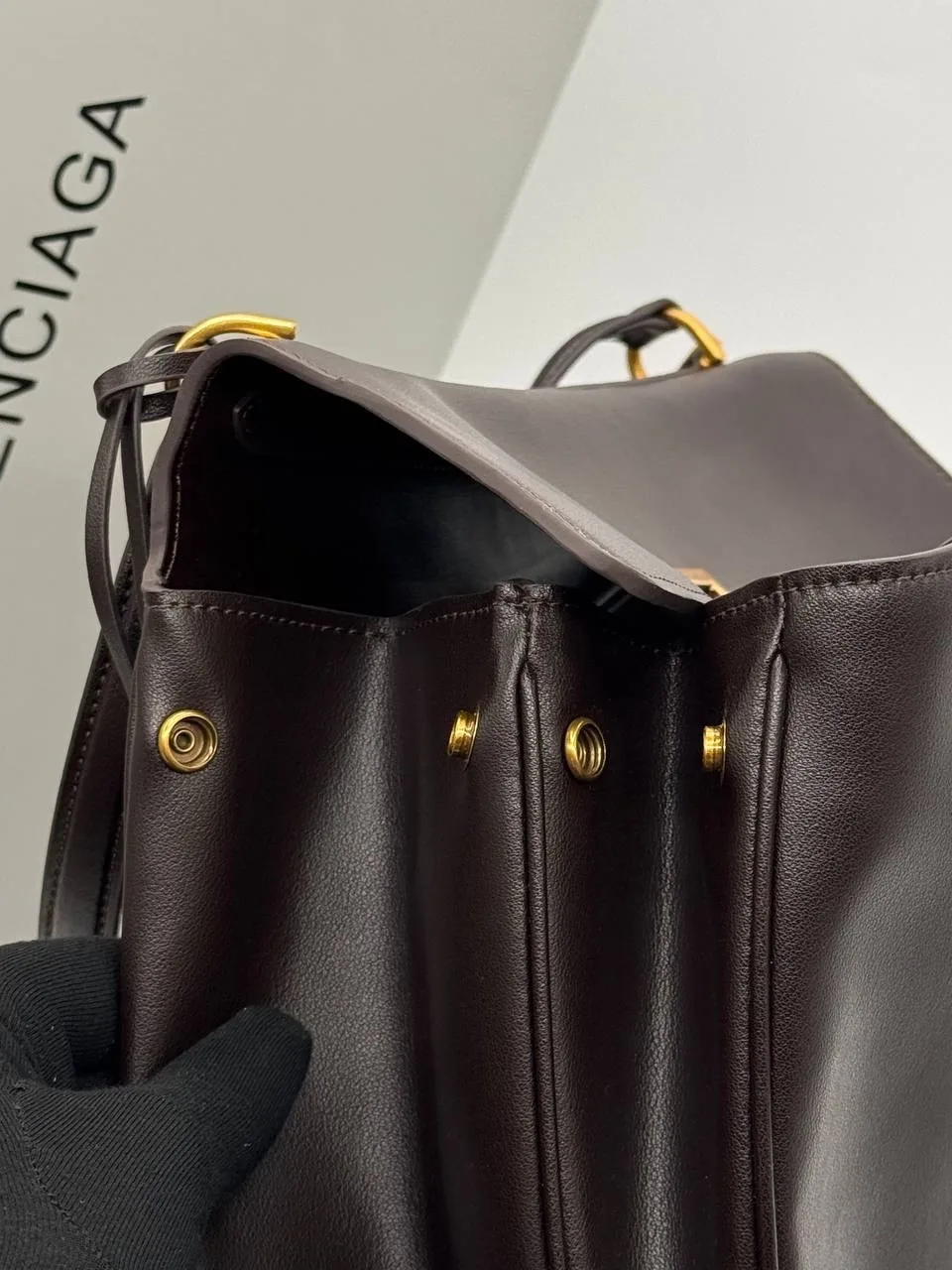 Balenciaga сумка из натуральной кожи — фото 9