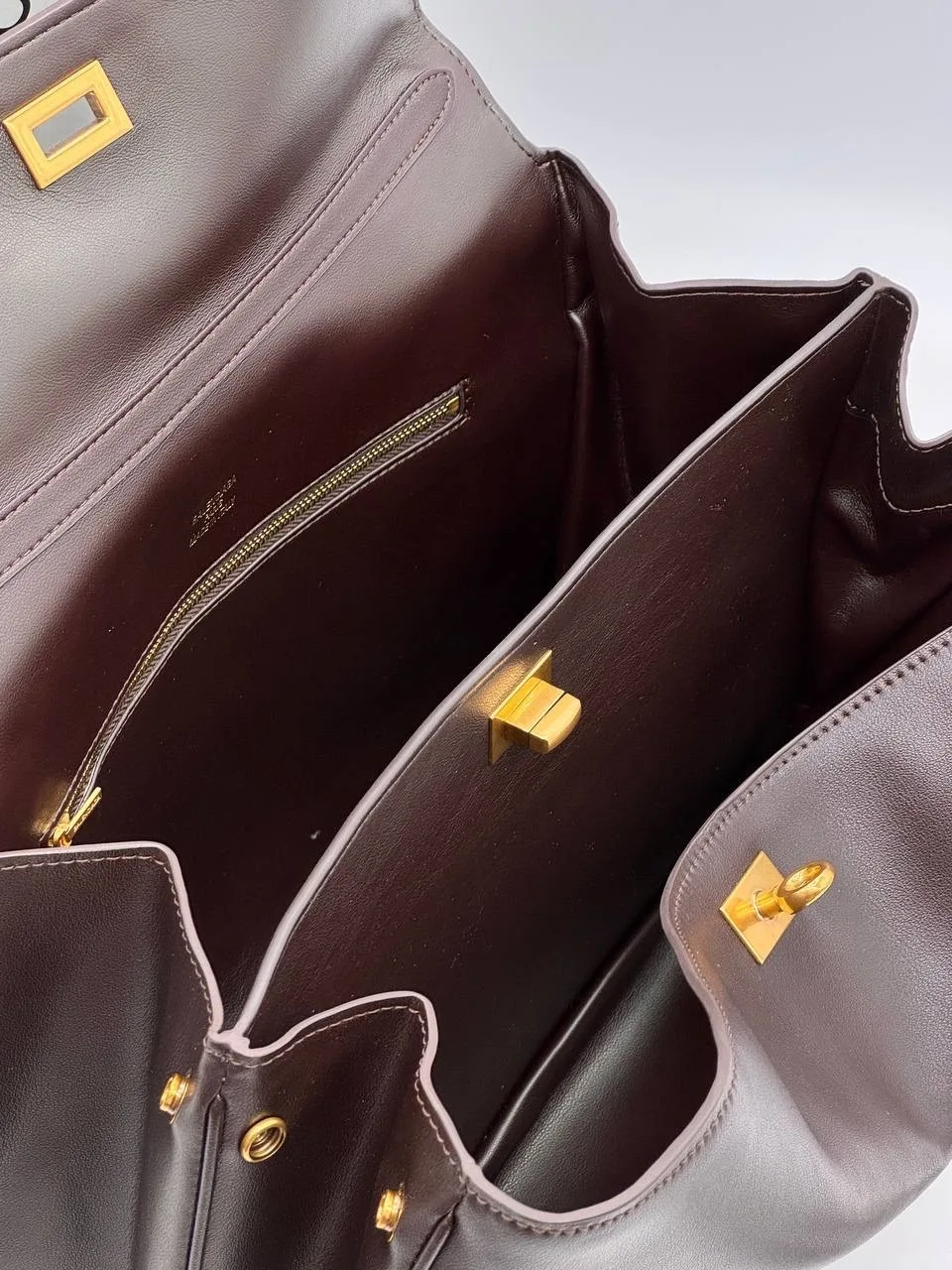 Balenciaga сумка из натуральной кожи — фото 10