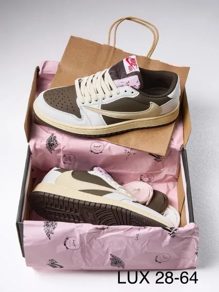 Nike Air Jordan Женские кроссовки — фото 3