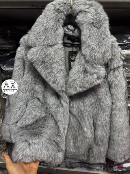 Стильная, мягкая и очень эффектная шуба идеальный вариант для создания женственного и дорогого образа в холодный сезон.Д — фото 9