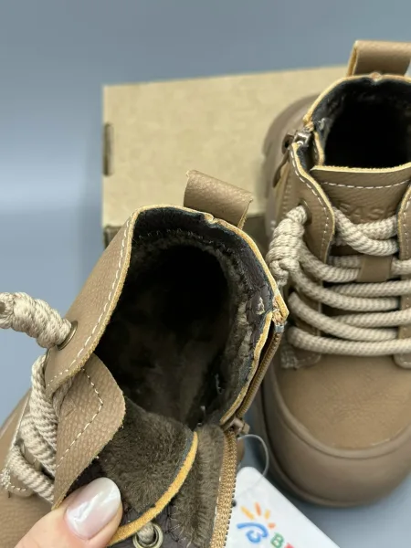 Новые ботинки для осени 2026 из натуральной кожи с внутренним меховым покрытием — фото 12