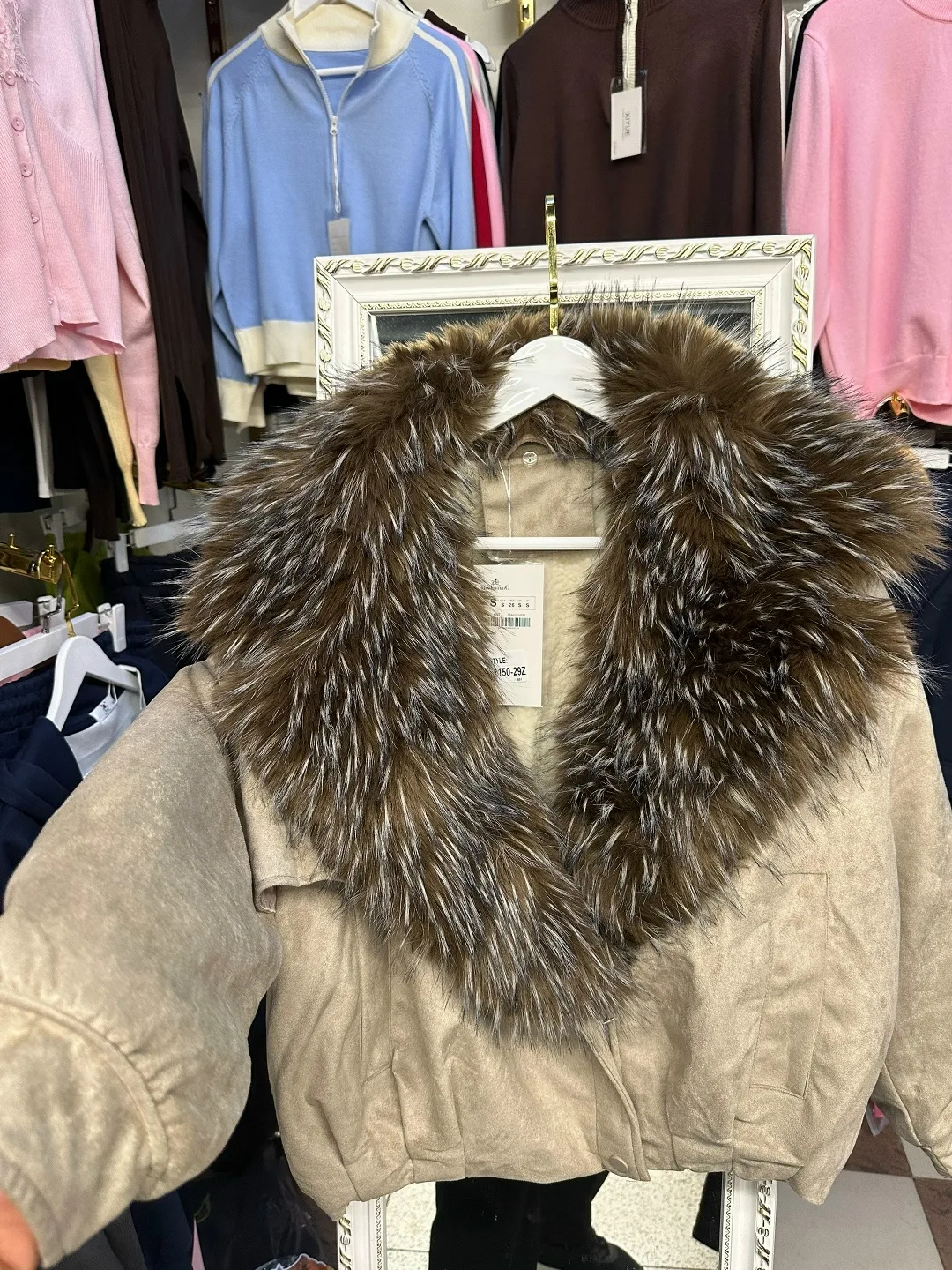 Парка женская с натуральным мехом песца — фото 2