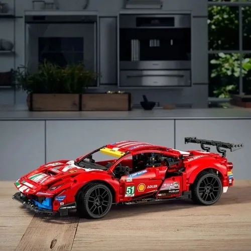 Конструктор Technic Феррари 488 GTE — фото 3