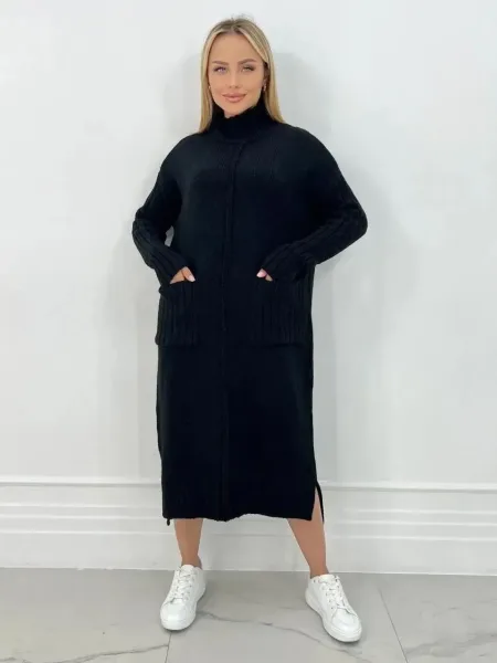 Платье вязаное с воротником-стойкой — фото 12