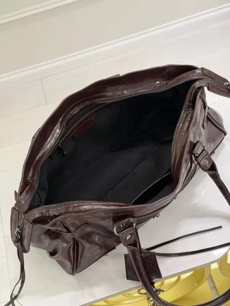 Сумка BALENCIAGA из экокожи люкс — фото 9