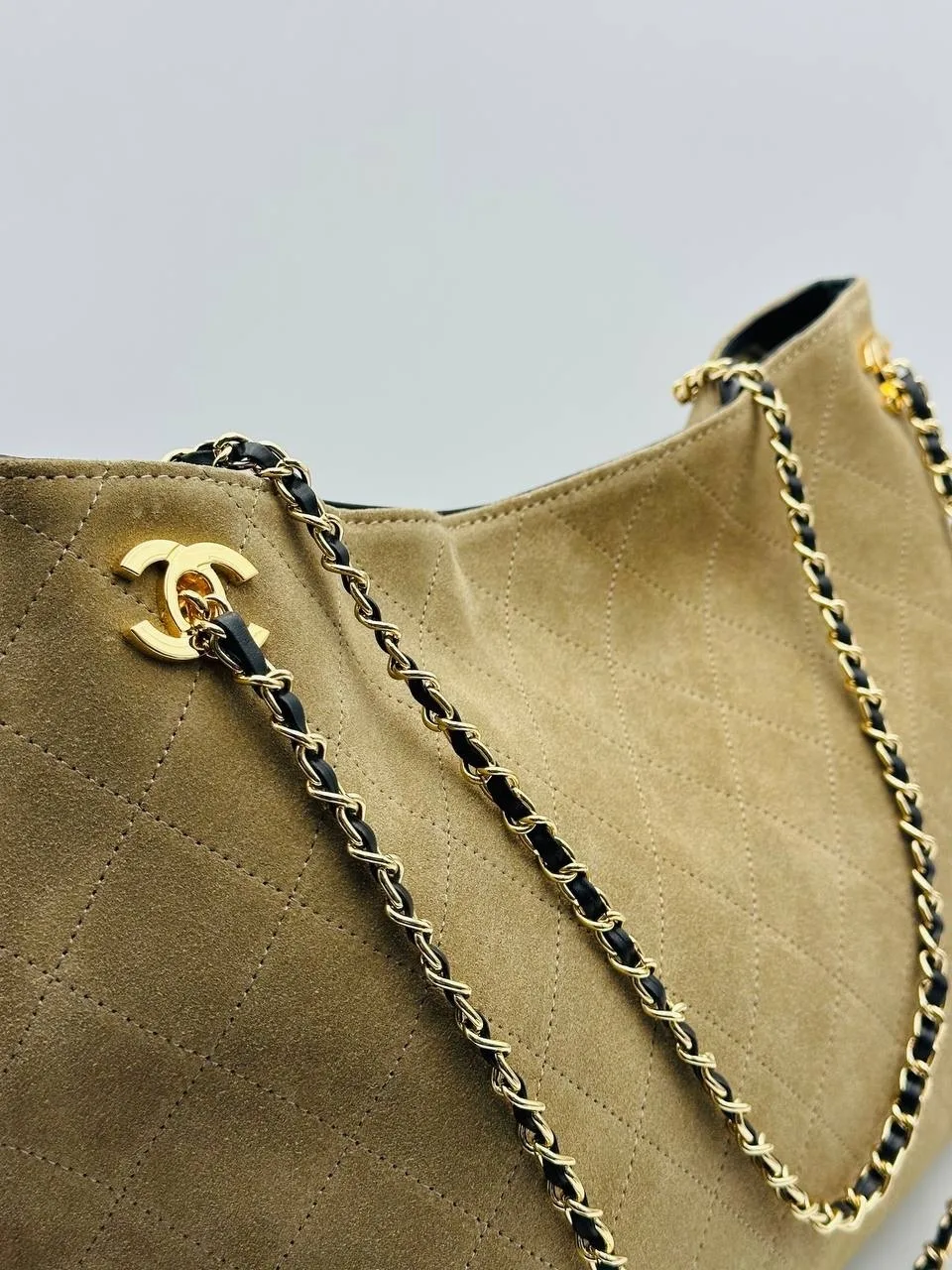 Chanel Сумка выполнена из натуральной кожи — фото 4