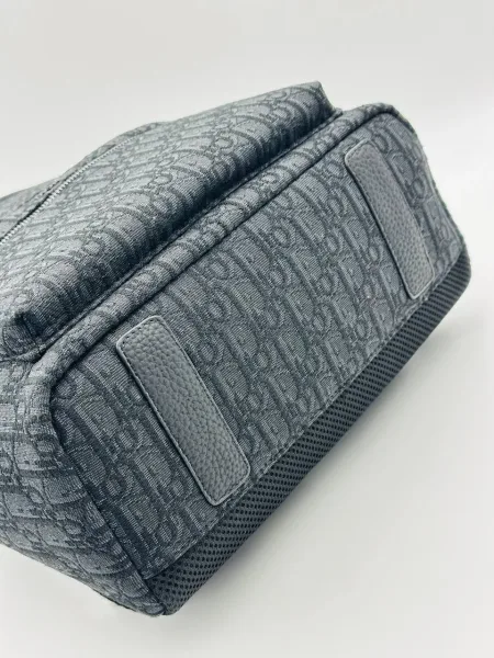 Сумка из коллекции Dior с вышивкой в стиле Jacquard — фото 23