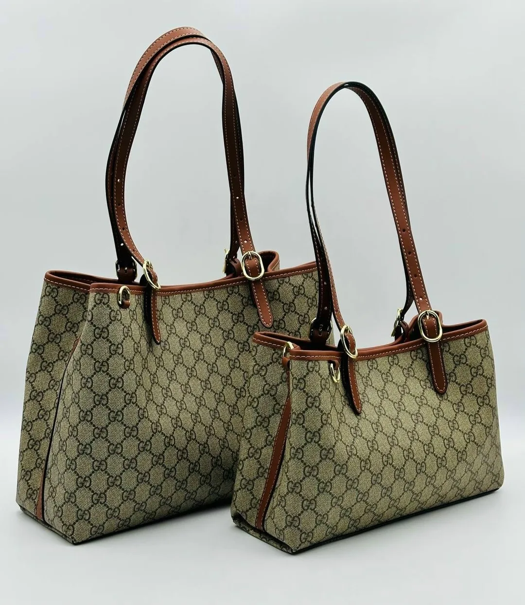 Gucci Сумка выполнена из натуральной канве и кожи — фото 1