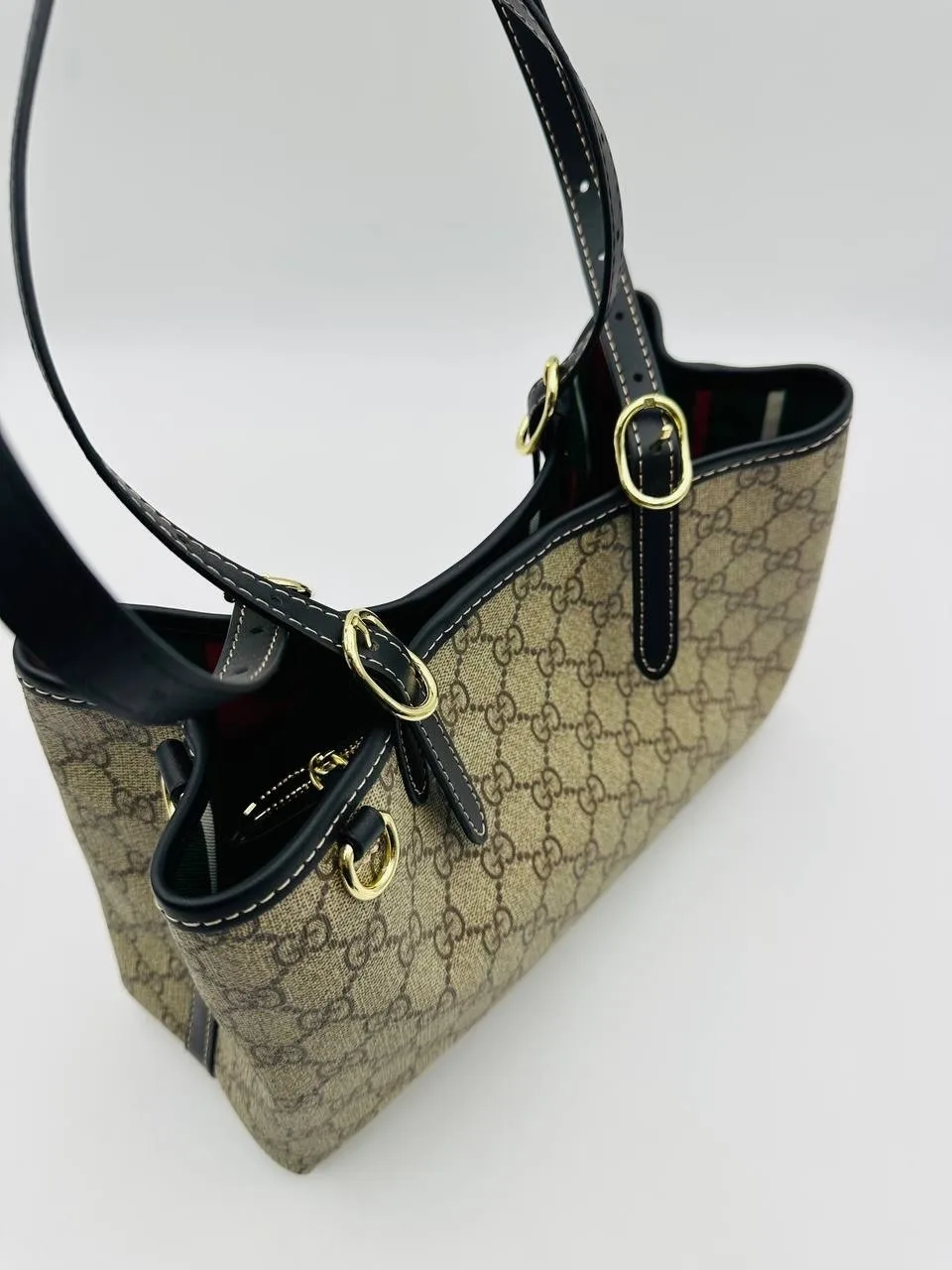 Gucci Сумка выполнена из натуральной канве и кожи — фото 5