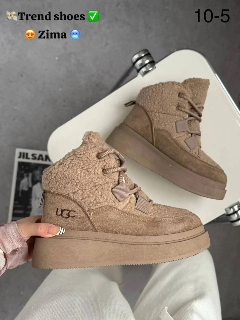 Зимние ботинки UGG на платформе из натуральной замши — фото 4