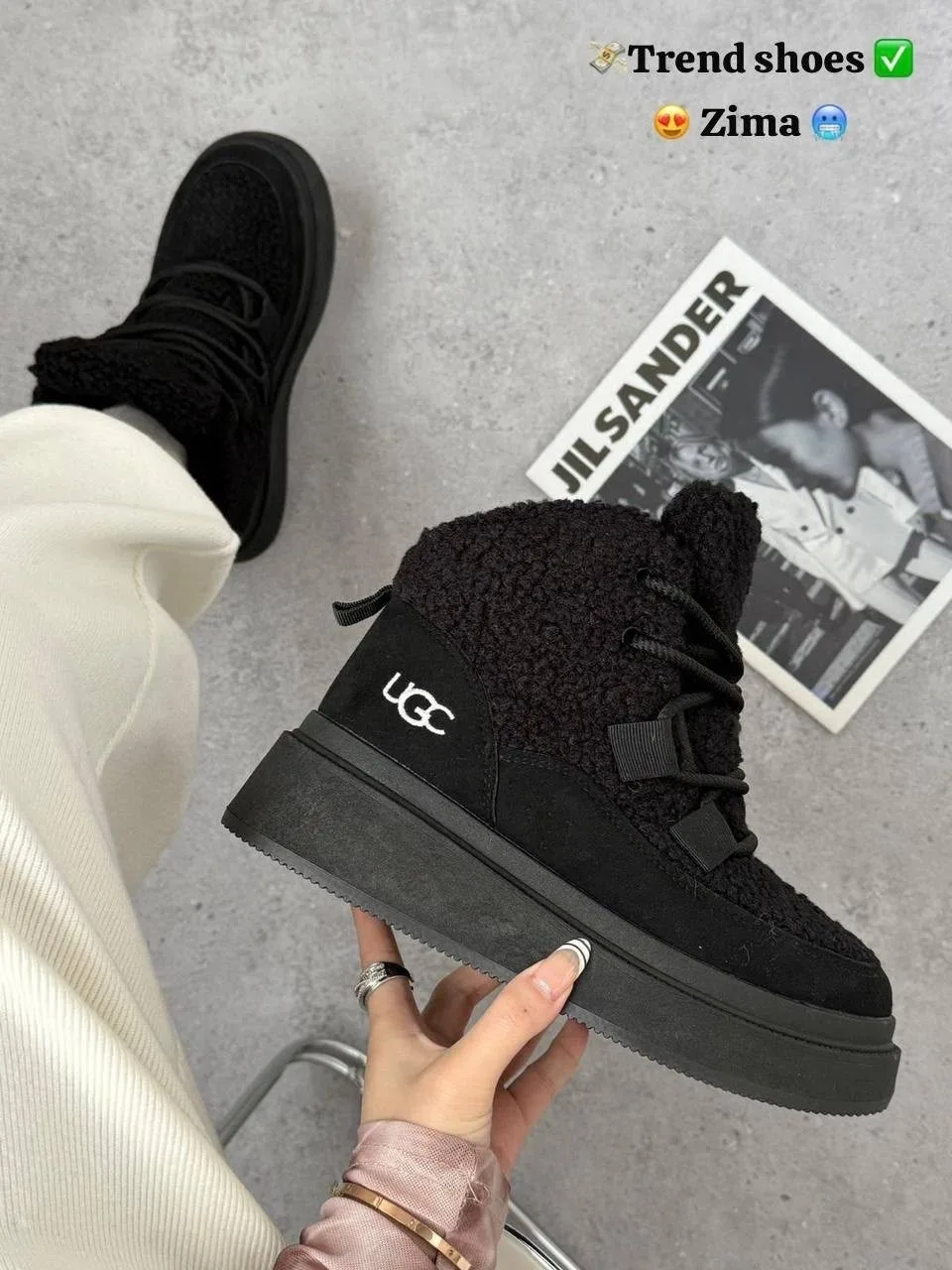 Зимние ботинки UGG на платформе из натуральной замши — фото 7