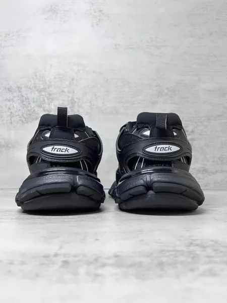 Кроссовки Balenciaga Track в чёрном — фото 7