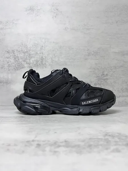 Кроссовки Balenciaga Track в чёрном — фото 18