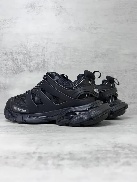 Кроссовки Balenciaga Track в чёрном — фото 23
