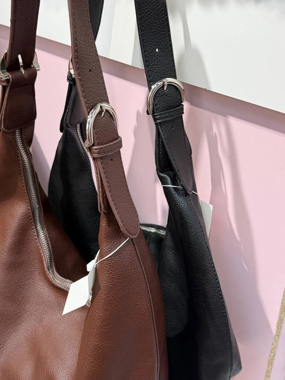 Сумка-шопер на молнии из эко-кожи — фото 4
