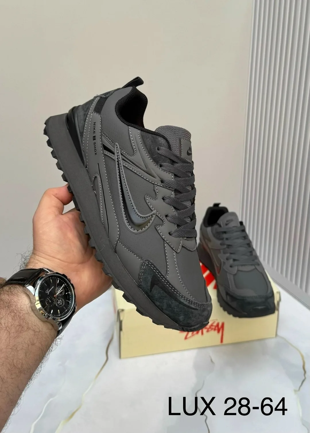 Кроссовки мужские NIKE из натуральной замши — фото 1