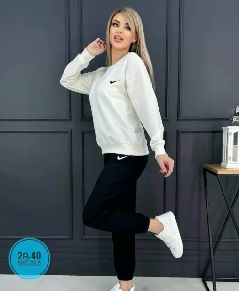 Костюм двойка из хлопка с вышивкой Nike — фото 2
