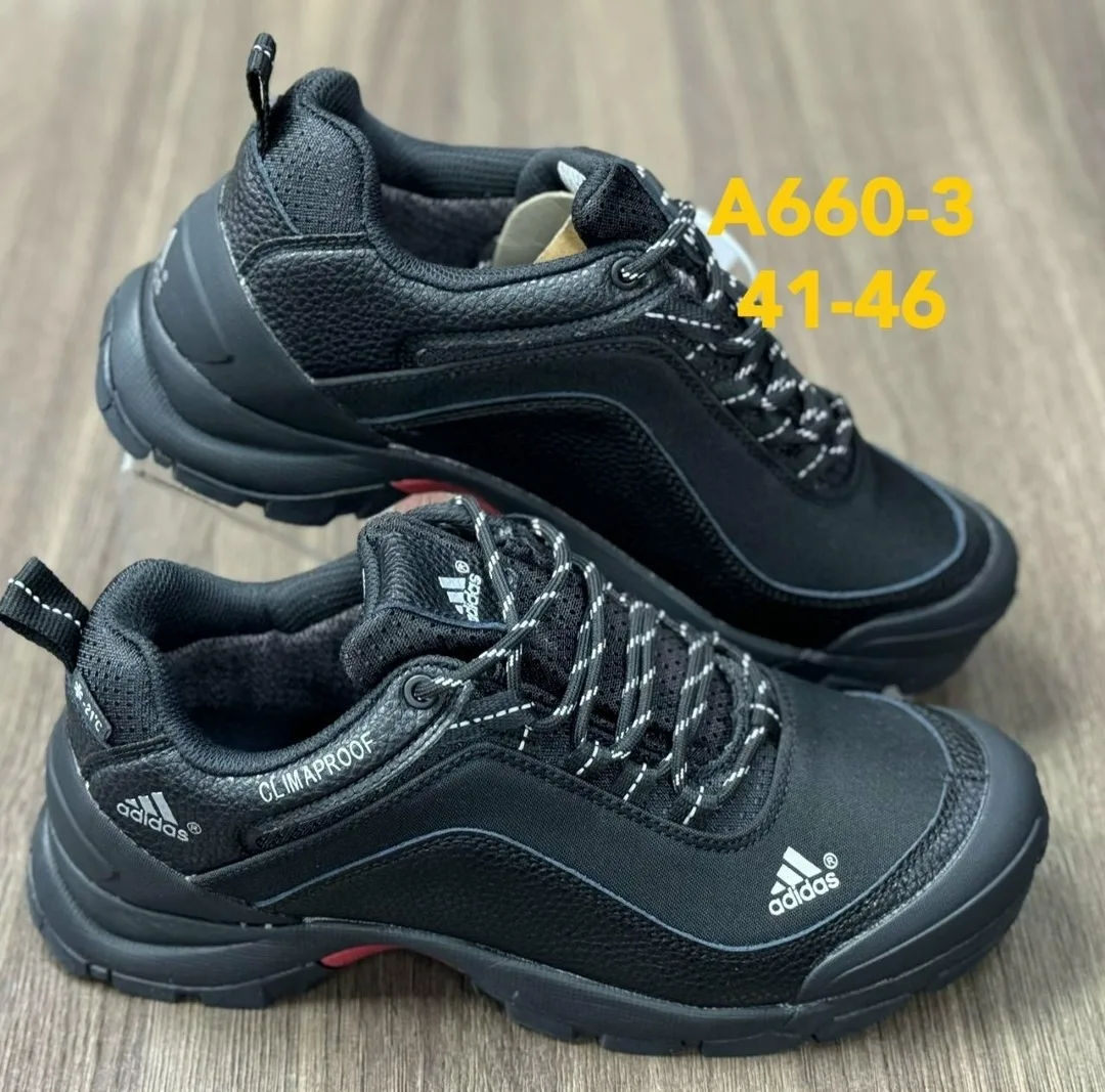 Кроссовки Adidas Climaproof — фото 1