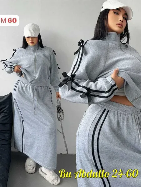 Тёплый комплект из бомбера и юбки из двухнитки на флисе — фото 6