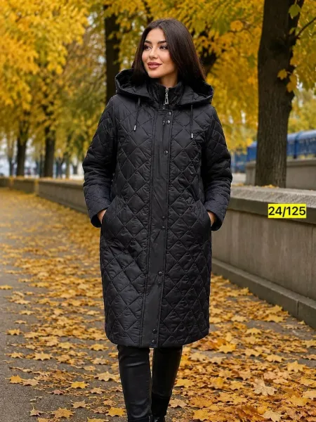 Осенняя куртка из холлофайбера чёрная — фото 2