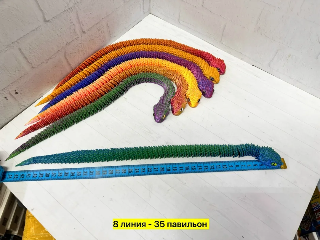 3D игрушка змея из пластика — фото 1