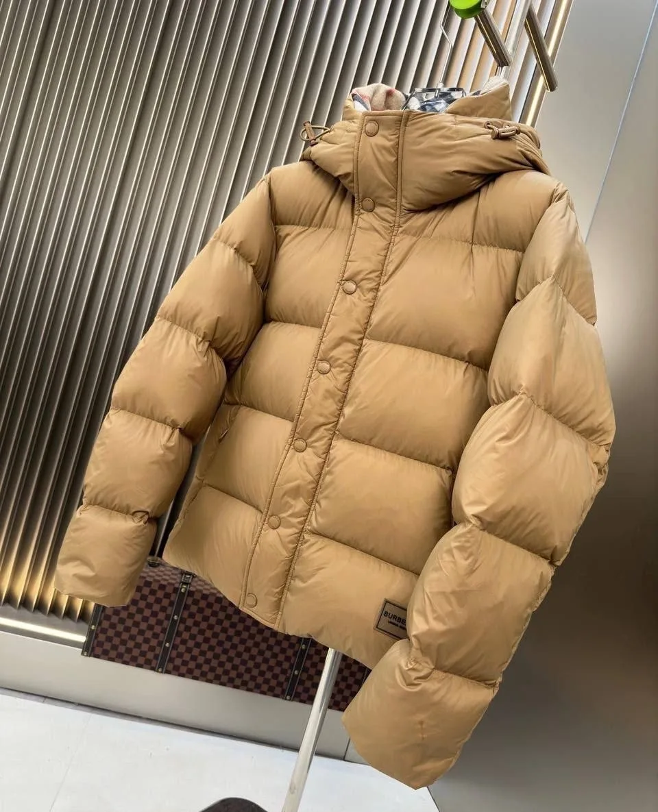 Burberry короткий пуховик — фото 3