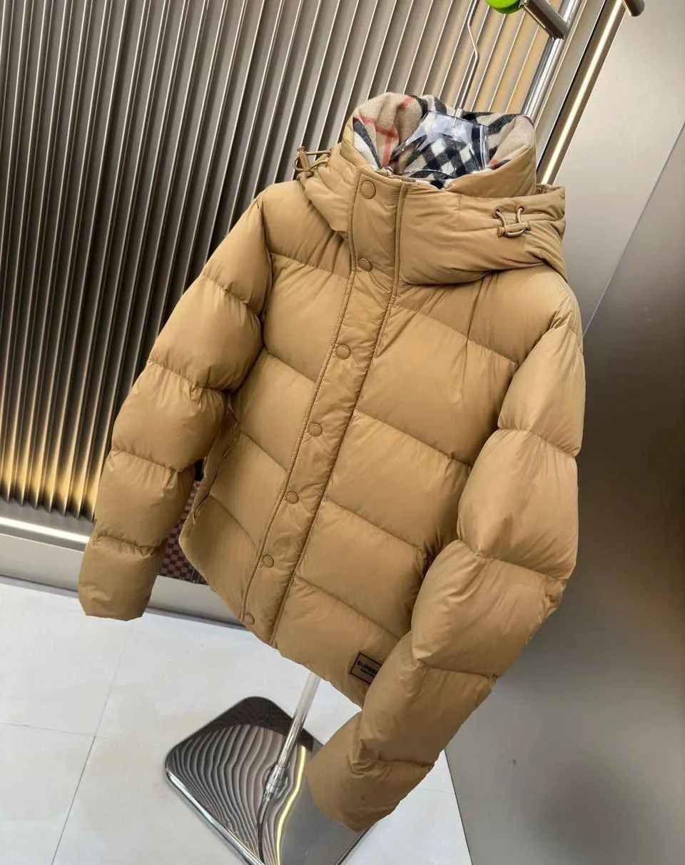Burberry короткий пуховик — фото 9