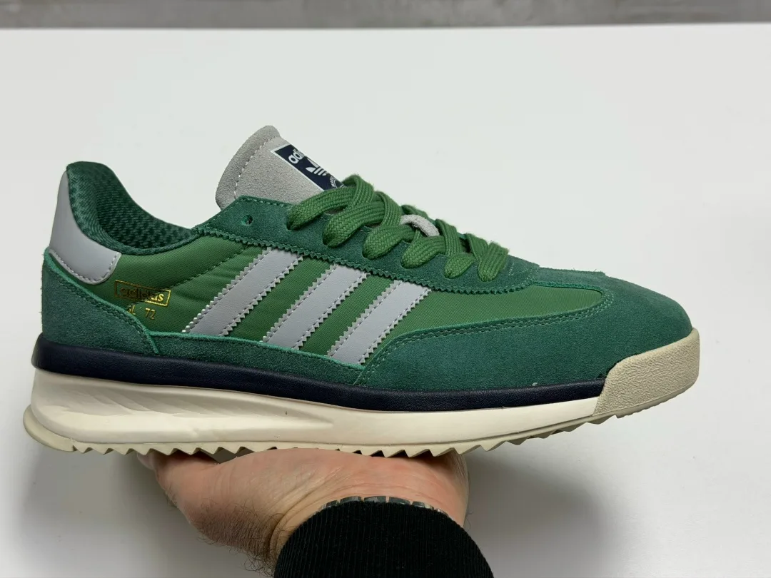 Adidas кроссовки — фото 4