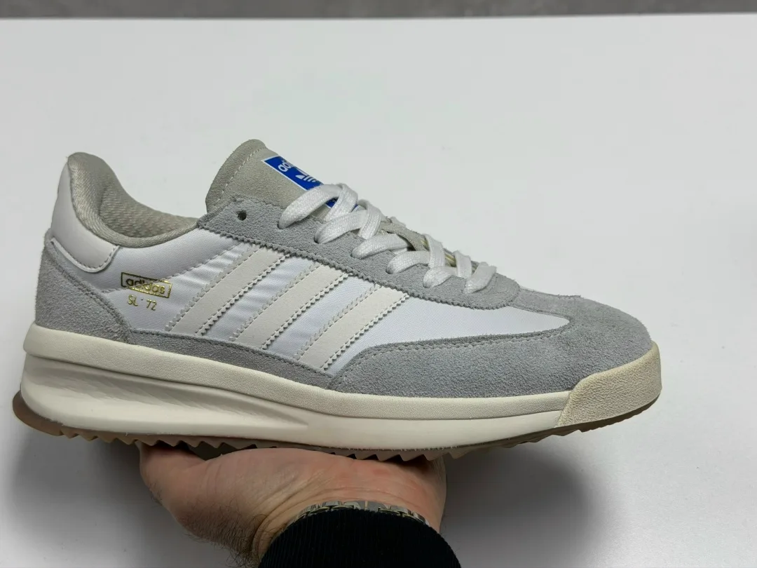 Adidas кроссовки — фото 6