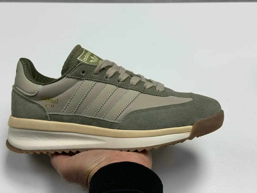 Adidas кроссовки — фото 8