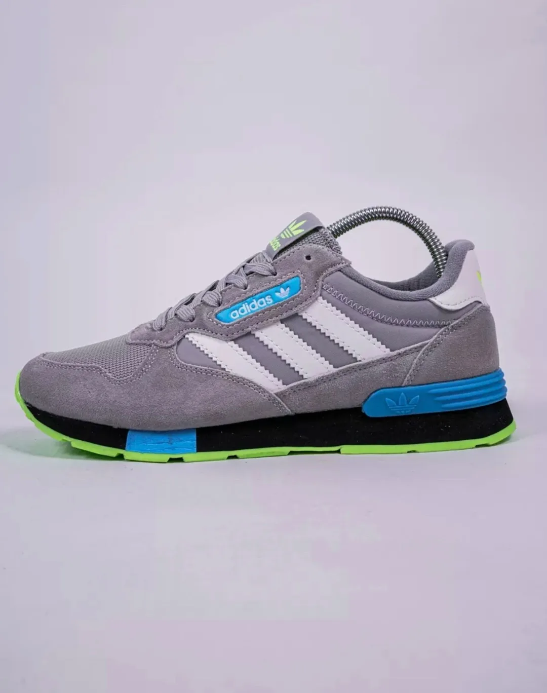 Adidas кроссовки — фото 3