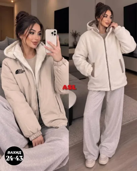 Женская куртка из двухсторонней ткани барашка — фото 1
