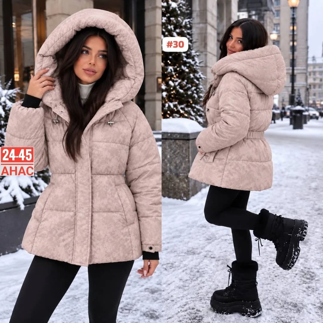 Тёплая и стильная куртка с объёмным капюшоном Разноцветный — фото 4