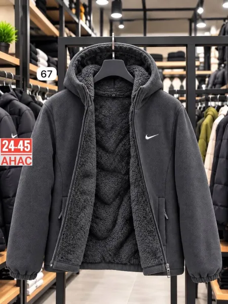 Флисовая куртка Nike с меховой подкладкой — фото 4