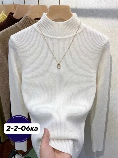 Базовая водолазка в рубчик — идеальная вещь на каждый день — фото 4