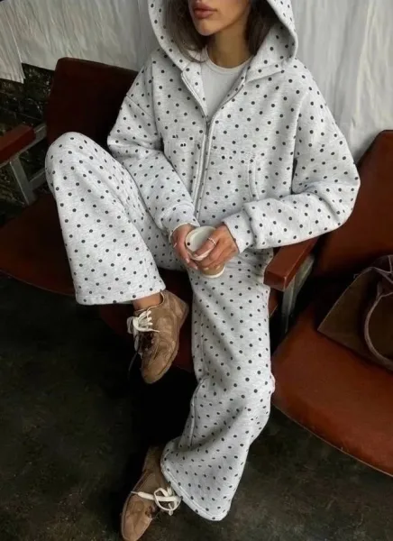 Костюм Горох в актуальной эстетике minimal cozy Коричневый — фото 11