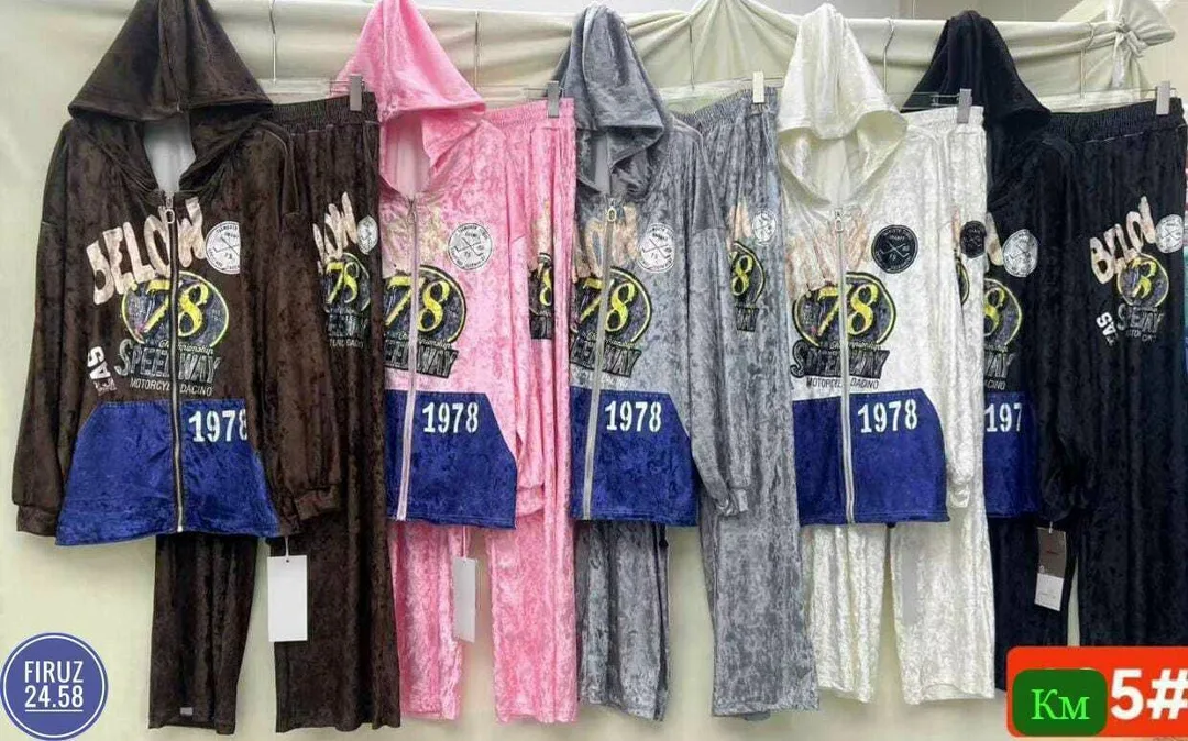 Костюм-двойка из велюра Фабричный — фото 5