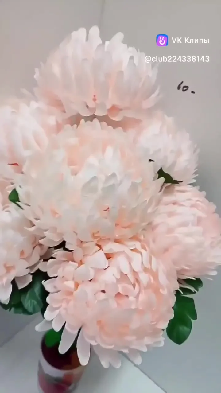 Искусственные цветы — видео