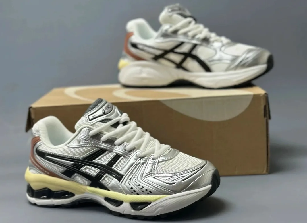 Кроссовки ASICS — фото 5