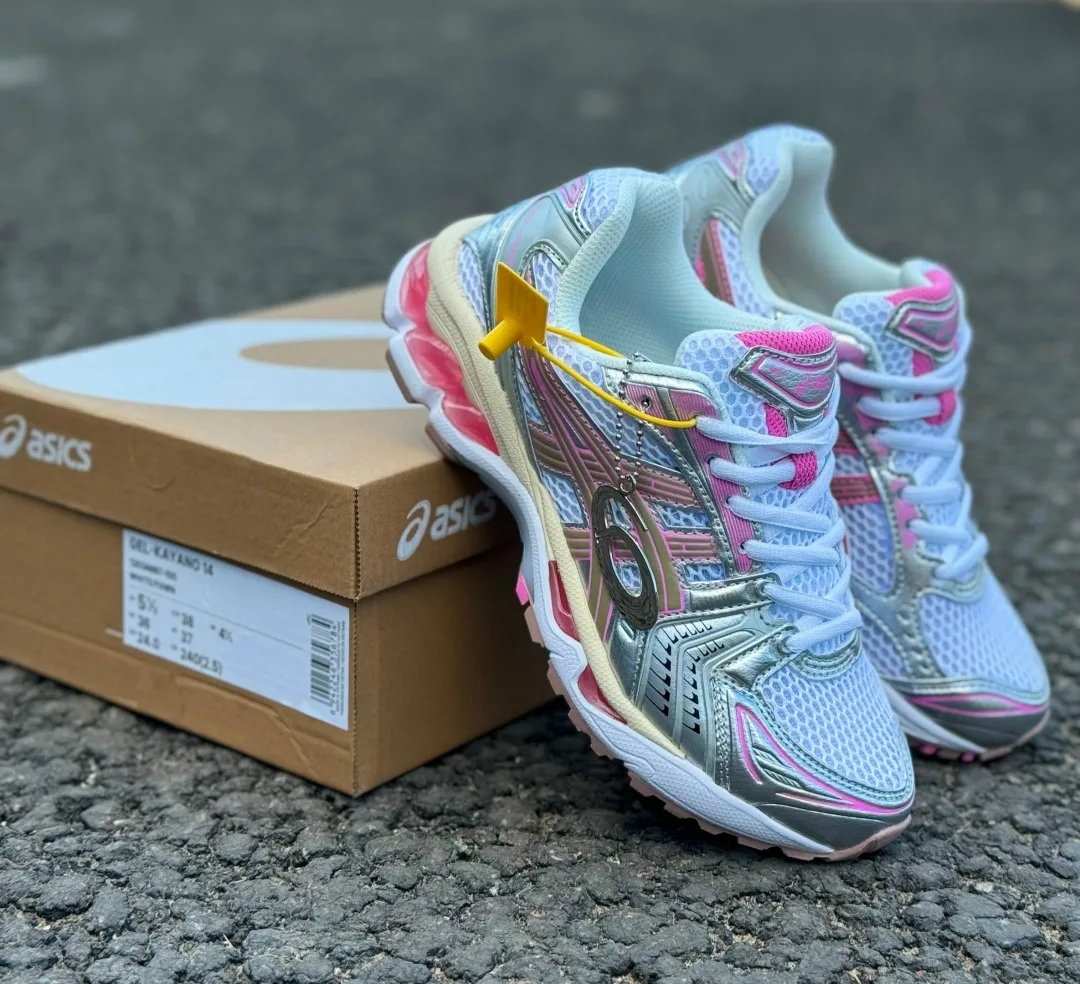Кроссовки ASICS 2026 — фото 4