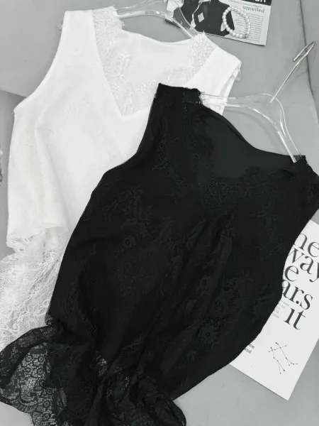 Майка с v-образным вырезом — фото 12