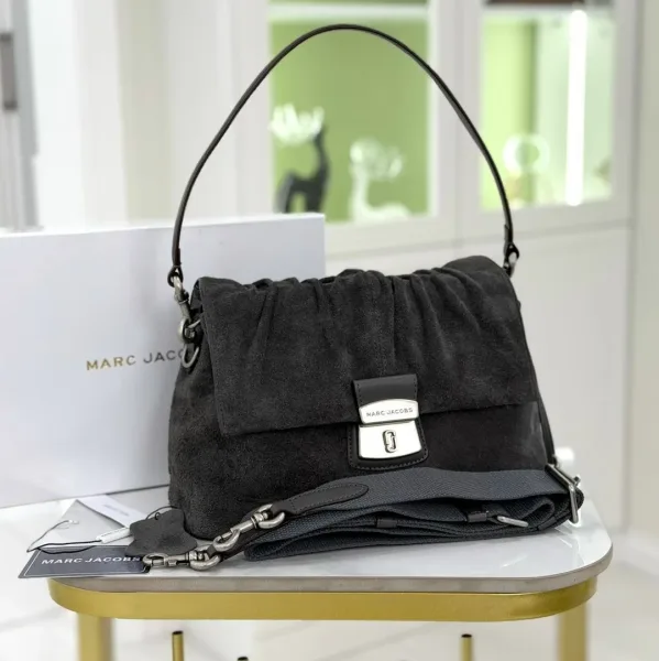 Сумка MARC JACOBS из натуральной замши и кожи — фото 1