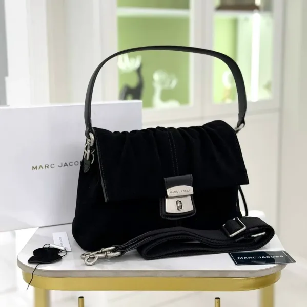 Сумка MARC JACOBS из натуральной замши и кожи — фото 2