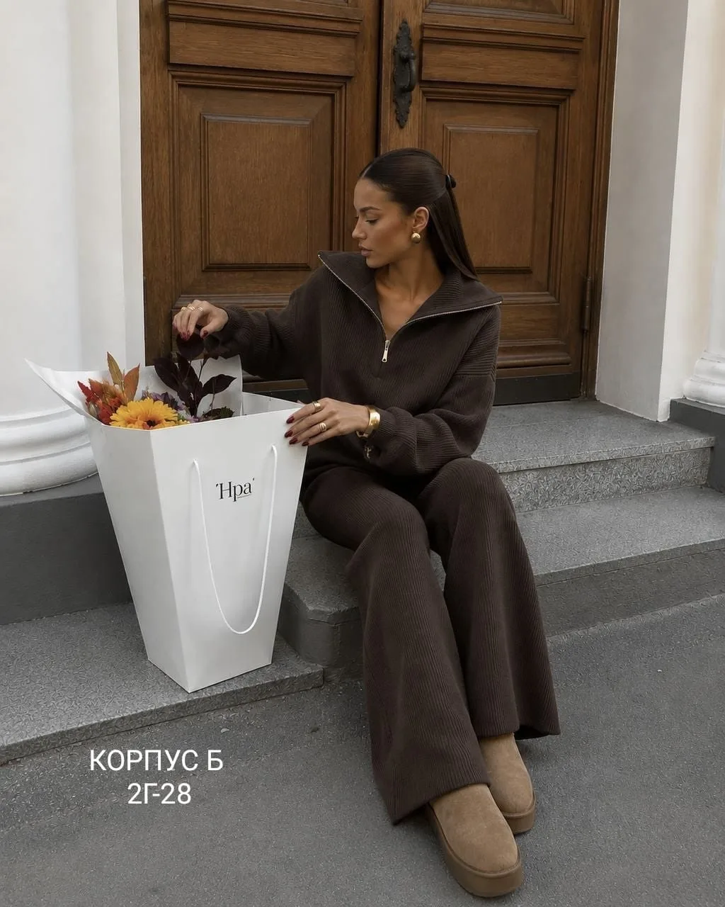 Девочки, посмотрите на этот люкс Коллекция вязаных костюмчиков-двоек на каждый день Свитшот воротничком на молнии и прям — фото 3