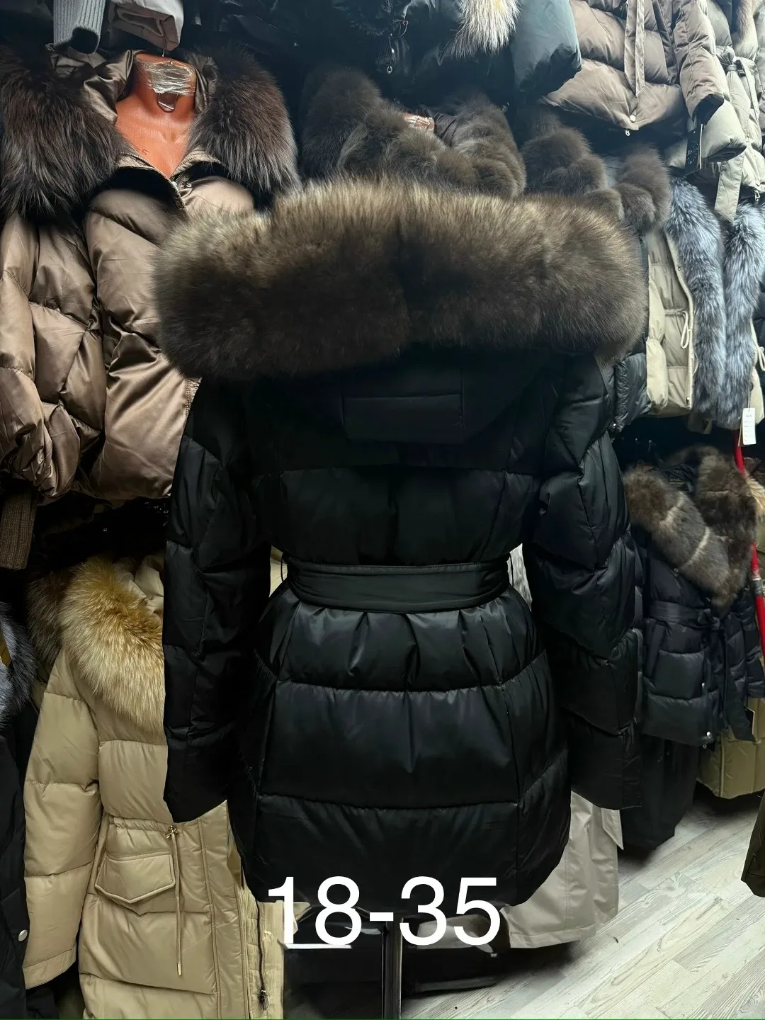 Куртка женская с натуральным мехом песца — фото 3