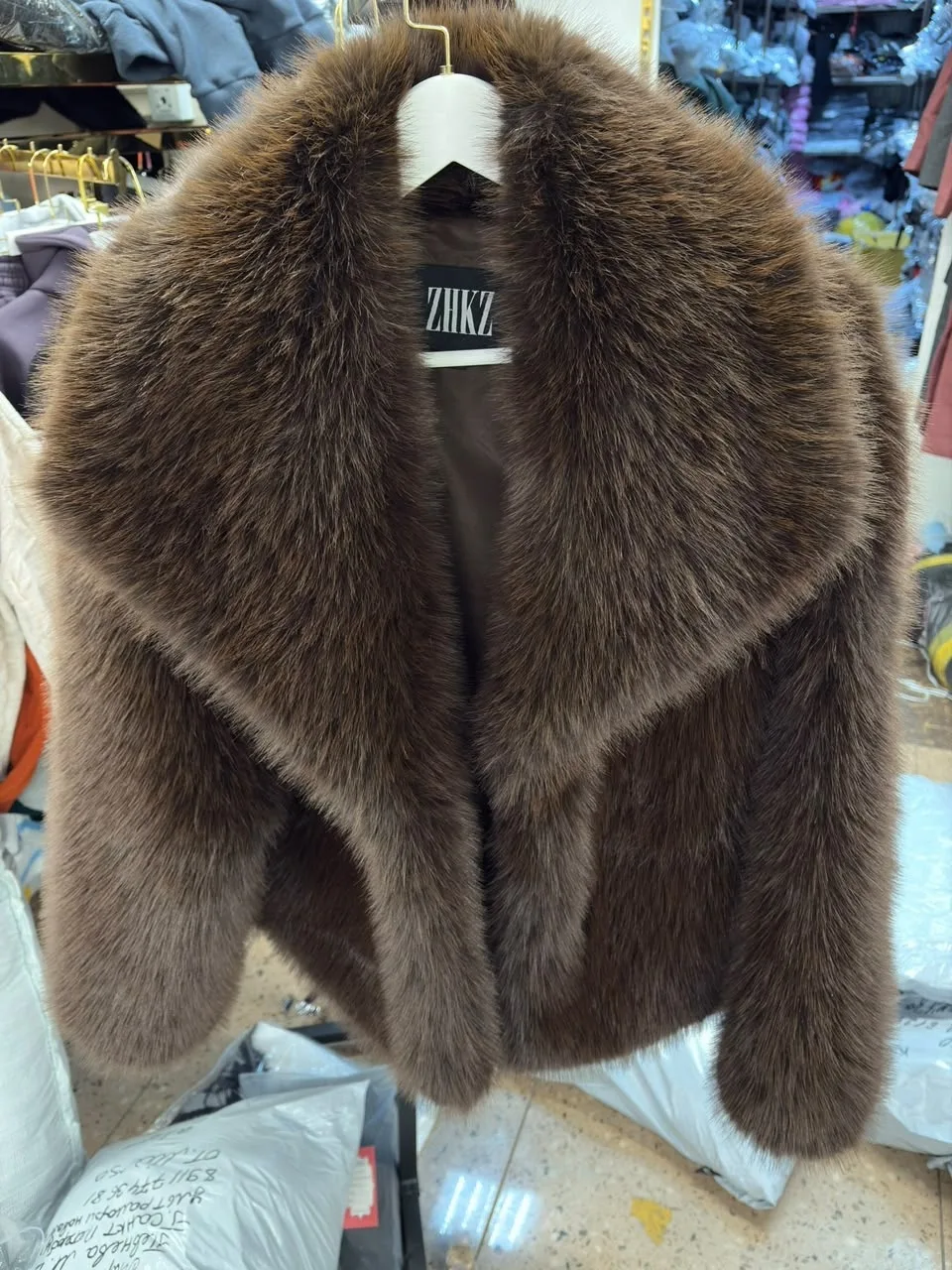 Шуба из эко меха премиум качества — фото 8