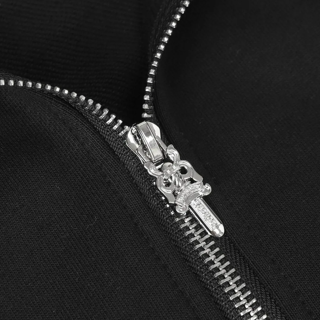 Chrome Hearts чёрное худи с цветными крестами на рукавах — фото 4