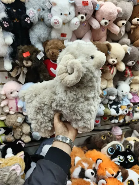 Мягкая игрушка барашка из качественного материала — фото 16