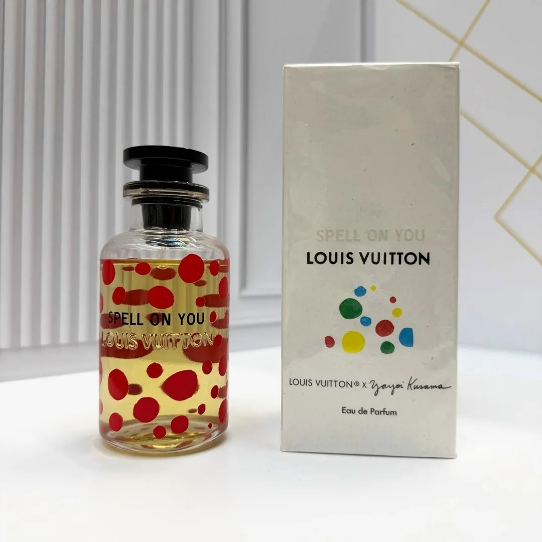 Рубашка Louis Vuitton Spell On — фото 1